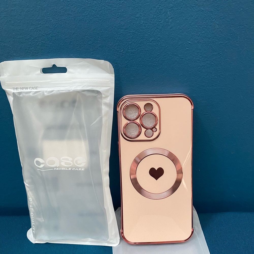 Rose Gold Phone Case with Heart Accent 14 Promax